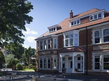 Chalfield Manor Boutique Hotel Борнмут Екстер'єр фото